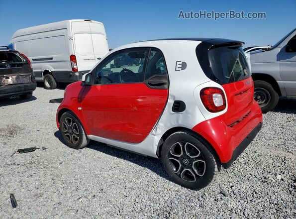 WMEFJ9BAXJK280924 2018 SMART FORTWO White Հետևի ձախ