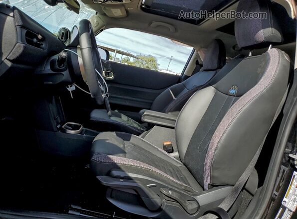 WMW23GD06S2W35165 2025 MINI COOPER Black Front interior view