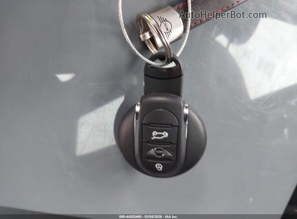 WMW33DH03P2S85174 2023 MINI HARDTOP Gray Vista del salpicadero