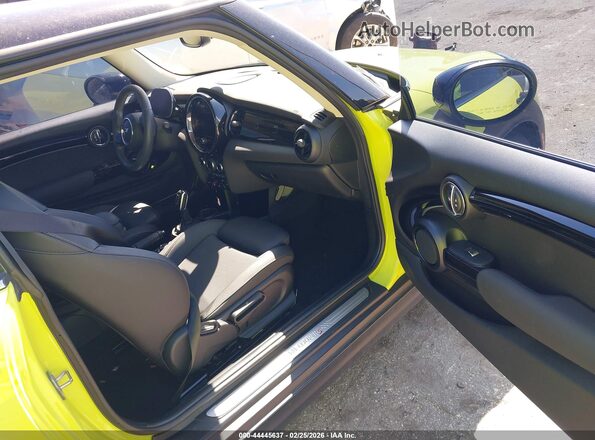 WMW53DH07P2T86694 2023 MINI HARDTOP Green Սալոնի դիմացի տեսք