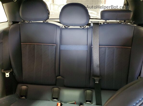 WMW53GD06S2X52418 2025 MINI COOPER Silver Вид задніх сидінь