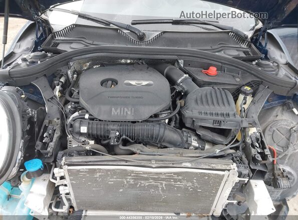 WMWLN9C5XG2E16114 2016 MINI CLUBMAN Blue Rear view