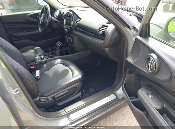 WMWLU1C56J2F29294 2018 MINI CLUBMAN Gray წინა სალონის ხედი