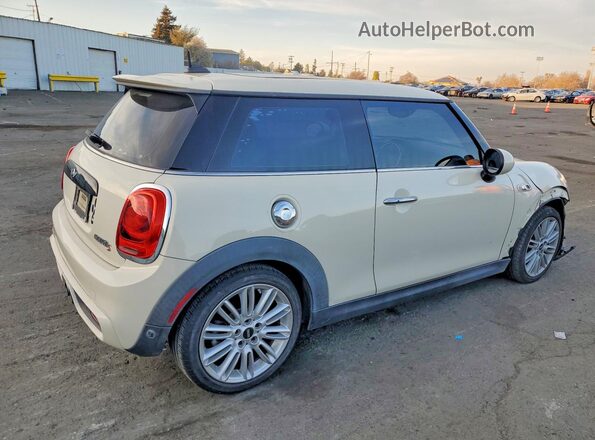 WMWXP7C59H2A44654 2017 MINI COOPER Beige 