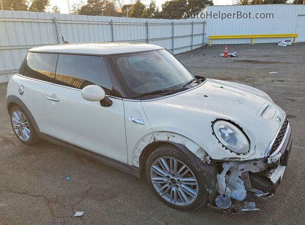 WMWXP7C59H2A44654 2017 MINI COOPER Beige 