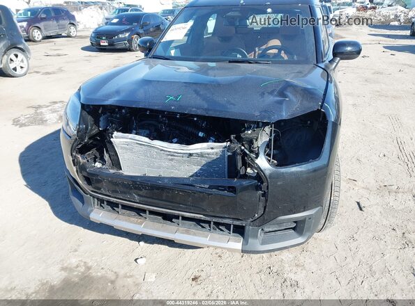 WMZ23GA00S7T67756 2025 MINI COUNTRYMAN Black Front view
