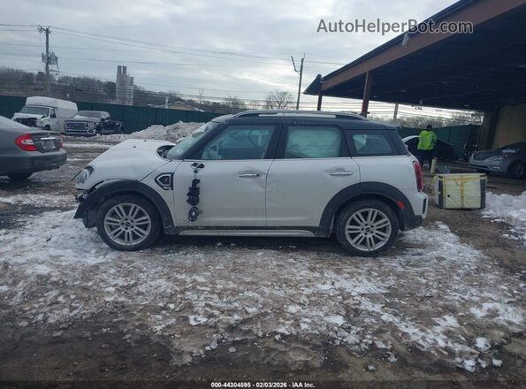 WMZ83BR09R3R53164 2024 MINI COUNTRYMAN Белый Вид задней части салона