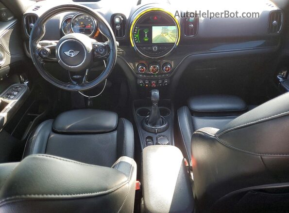 WMZYT3C39H3B66256 2017 MINI COOPER Black Widok deski rozdzielczej