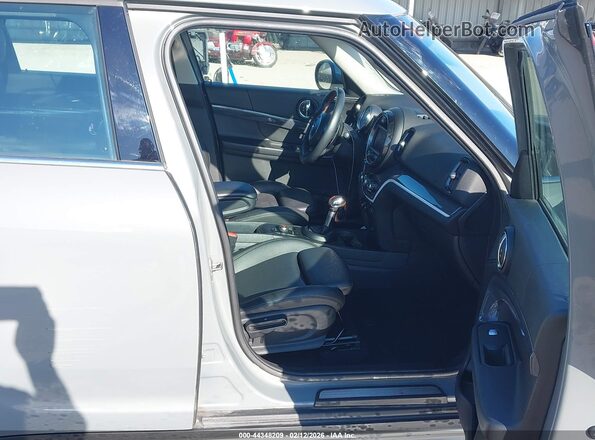 WMZYT3C55K3E97053 2019 MINI COUNTRYMAN Gray წინა სალონის ხედი