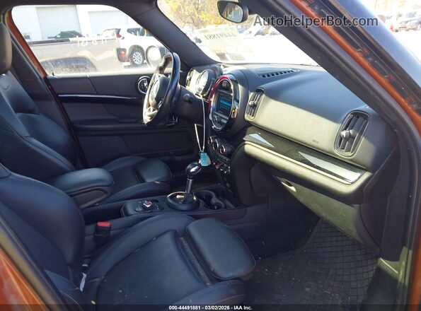 WMZYT5C50K3E63548 2019 MINI COUNTRYMAN Orange წინა სალონის ხედი