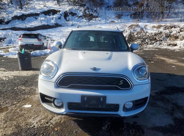 WMZYU7C48J3E56765 2018 MINI COOPER White Widok z przodu