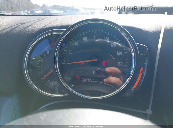 WMZYW5C04L3L13338 2020 MINI COUNTRYMAN Green Вид задніх сидінь