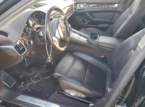 WP0AA2A70GL000582 2016 PORSCHE PANAMERA Black Widok wnętrza z przodu