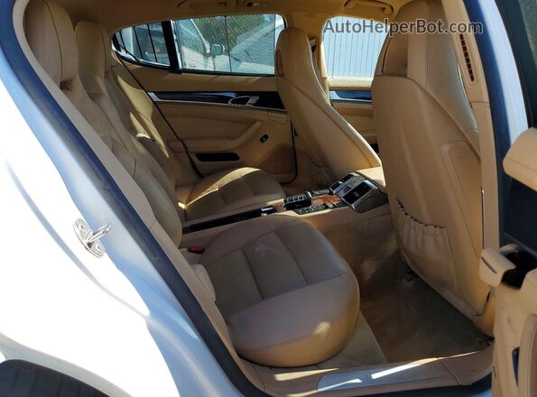 WP0AA2A74GL006434 2016 PORSCHE PANAMERA White უკანა სავარძლების ხედი