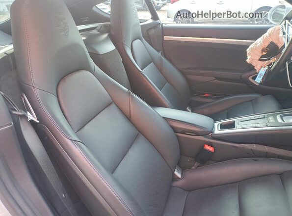 WP0AA2A8XSK255151 2025 PORSCHE CAYMAN Silver Vista de los asientos traseros