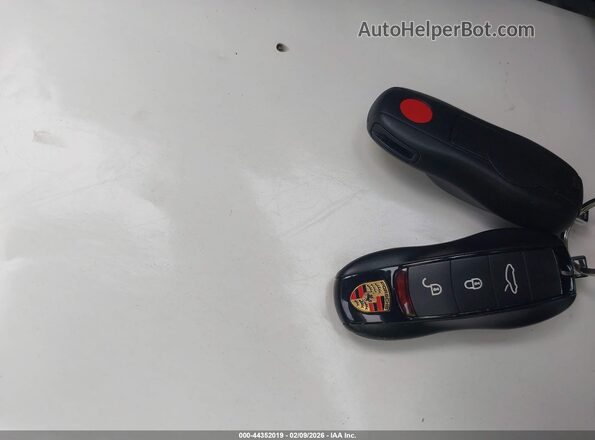 WP0AA2A97GS106079 2016 PORSCHE 911 White Widok deski rozdzielczej