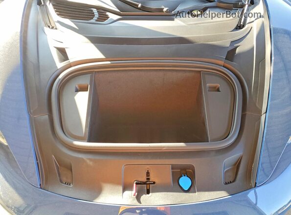 WP0AA2Y13RSA12416 2024 PORSCHE TAYCAN Blue Widok wnętrza z tyłu