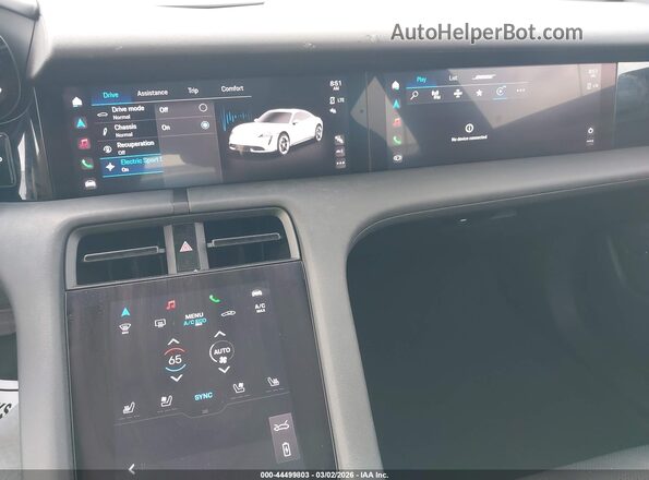 WP0AA2Y17RSA13519 2024 PORSCHE TAYCAN Light Blue 