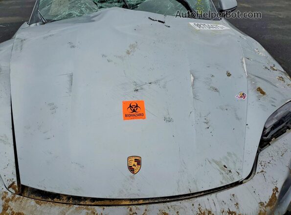 WP0AA2Y18RSA13173 2024 PORSCHE TAYCAN Silver Vista interior trasera