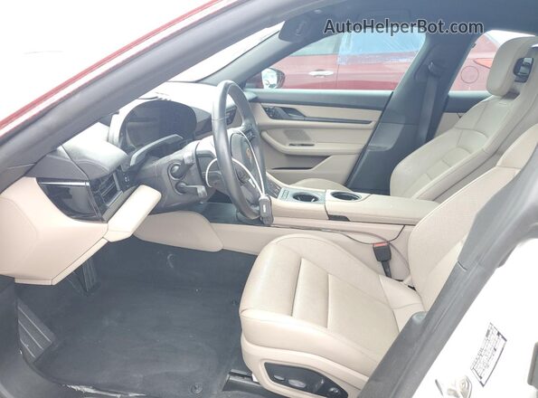 WP0AB2Y10MSA42107 2021 PORSCHE TAYCAN Red Вид салону спереду