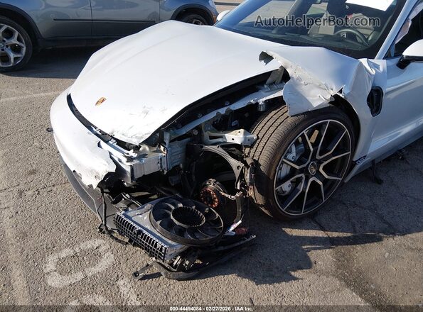WP0AB2Y13PSA36659 2023 PORSCHE TAYCAN Silver Widok z przodu