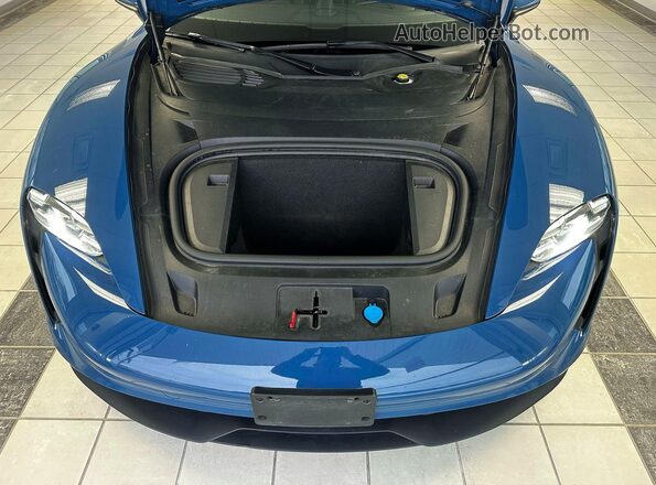 WP0AB2Y15NSA45523 2022 PORSCHE TAYCAN Blue Front interior view