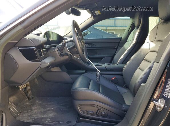 WP0AB2Y16NSA45837 2022 PORSCHE TAYCAN Charcoal წინა სალონის ხედი
