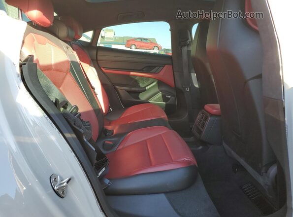 WP0AB2Y17NSA44356 2022 PORSCHE TAYCAN Silver Vista de los asientos traseros