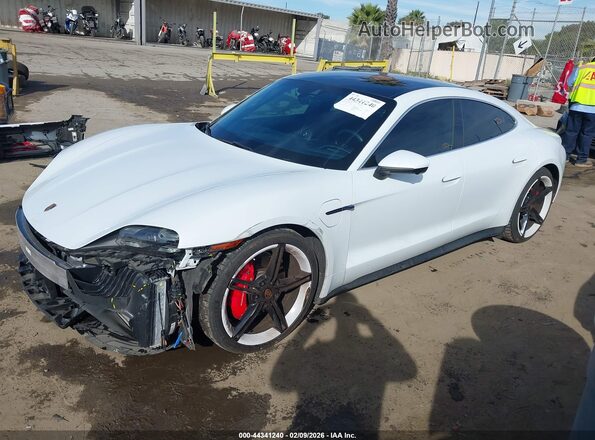 WP0AB2Y18LSA53807 2020 PORSCHE TAYCAN White Առջևի ձախ երեք քառորդ տեսարան