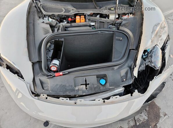 WP0AB2Y1XPSA36111 2023 PORSCHE TAYCAN Gray Widok wnętrza z tyłu