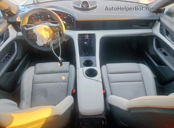 WP0AB2Y1XPSA36111 2023 PORSCHE TAYCAN Gray Widok deski rozdzielczej