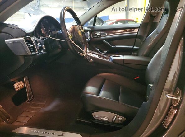 WP0AD2A79GL040053 2016 PORSCHE PANAMERA Gray Front interior view