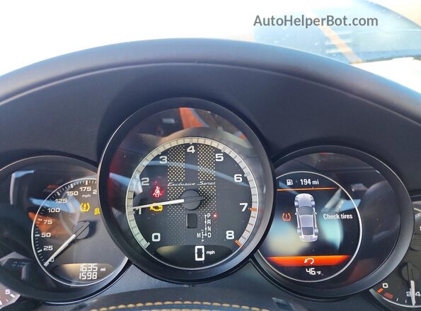 WP0AD2A99JS156951 2018 PORSCHE 911 Orange Instrument cluster view