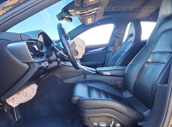 WP0AE2A76KL123283 2019 PORSCHE PANAMERA Gray Widok wnętrza z przodu