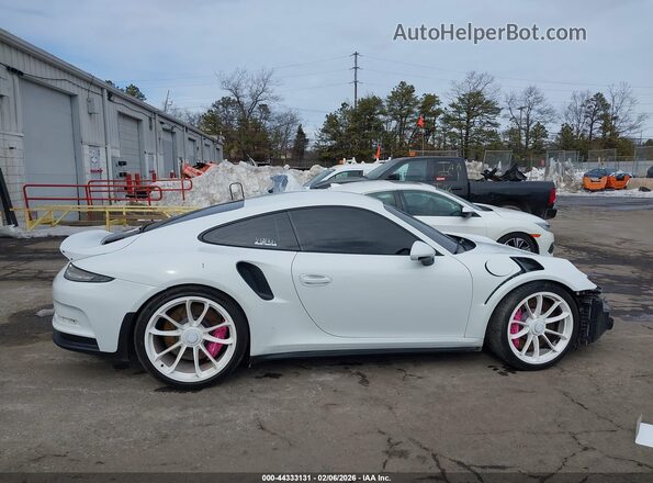 WP0AF2A91GS192393 2016 PORSCHE 911 Белый Вид задней части салона