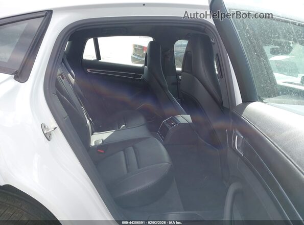 WP0AJ2A70PL102691 2023 PORSCHE PANAMERA White VIN կոդի պիտակի տեսք
