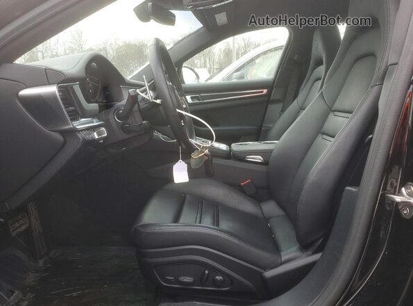 WP0AJ2A78PL101174 2023 PORSCHE PANAMERA Black წინა სალონის ხედი