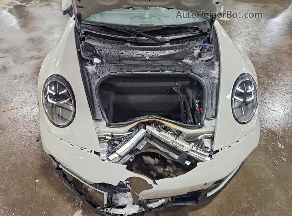 WP0CA2A96SS236050 2025 PORSCHE 911 Gray Vista interior trasera