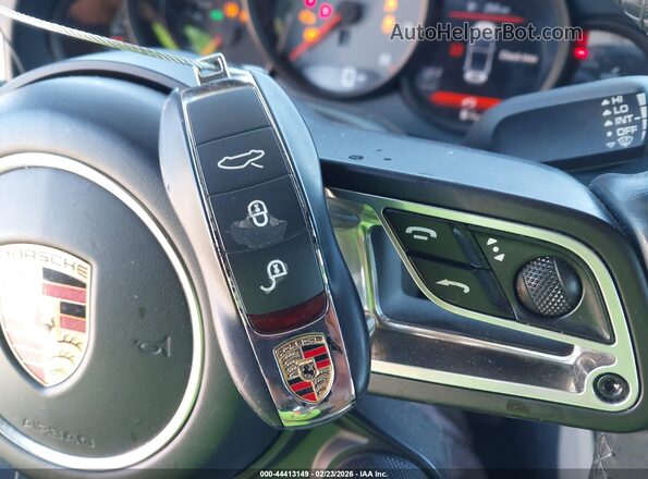 WP0CB2A91HS154877 2017 PORSCHE 911 Синий Вид панели приборов
