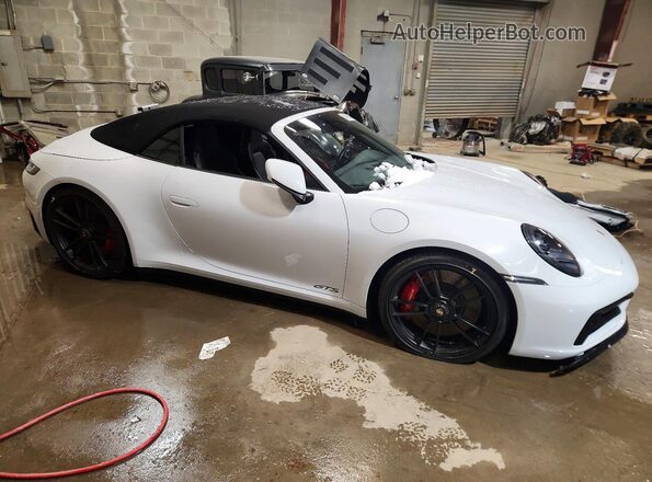 WP0CB2A91NS244834 2022 PORSCHE 911 Белый Передняя правая четверть