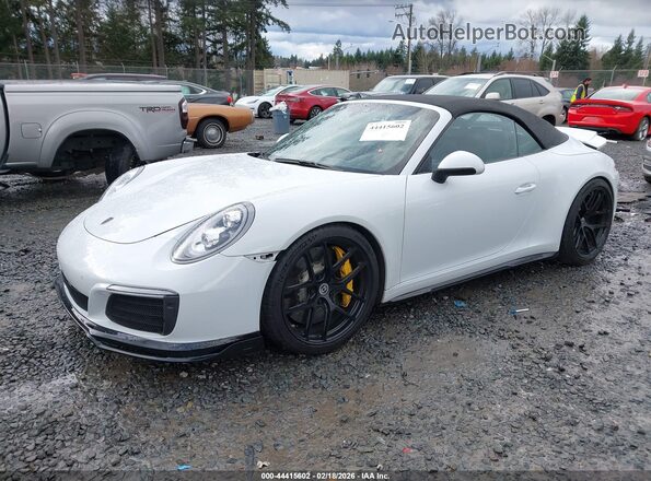 WP0CB2A93JS147239 2018 PORSCHE 911 White Առջևի ձախ երեք քառորդ տեսարան