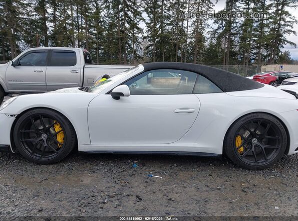 WP0CB2A93JS147239 2018 PORSCHE 911 White 