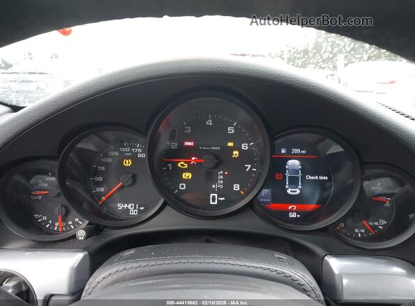 WP0CB2A93JS147239 2018 PORSCHE 911 White Հետևի նստատեղերի տեսք