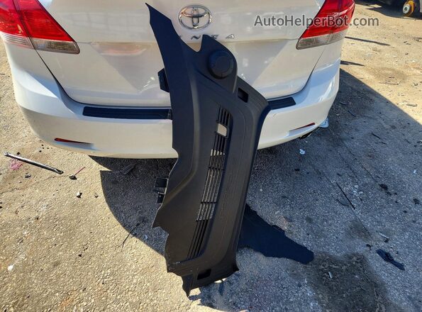 WP0CD2A85SK230125 2025 PORSCHE BOXSTER Silver Engine compartment view
