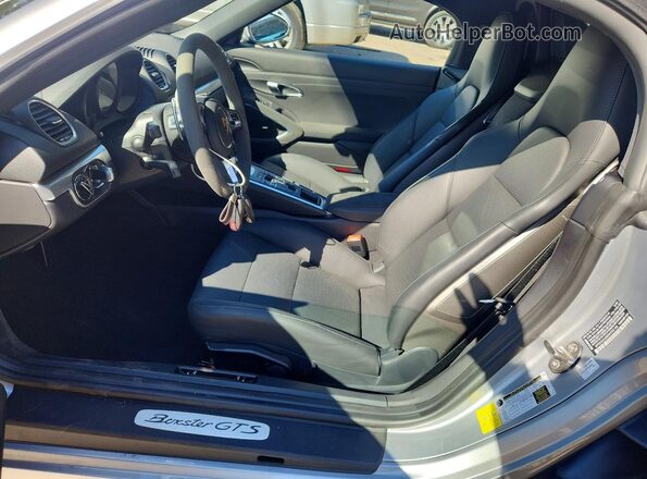 WP0CD2A85SK230125 2025 PORSCHE BOXSTER Silver Front interior view