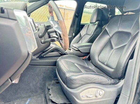 WP1AA2A20HKA80380 2017 PORSCHE CAYENNE Blue Դիմացի տեսք