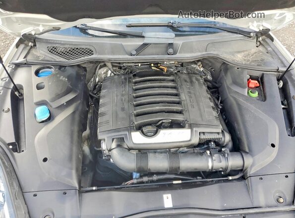 WP1AA2A21GLA10086 2016 PORSCHE CAYENNE Белый Вид подкапотного пространства