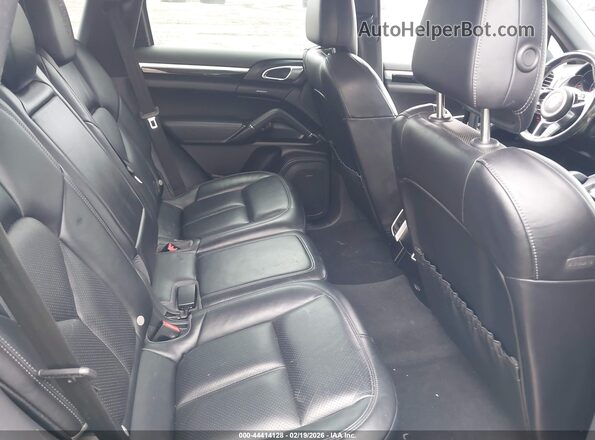WP1AA2A22HKA84513 2017 PORSCHE CAYENNE Синий Вид наклейки с VIN-кодом