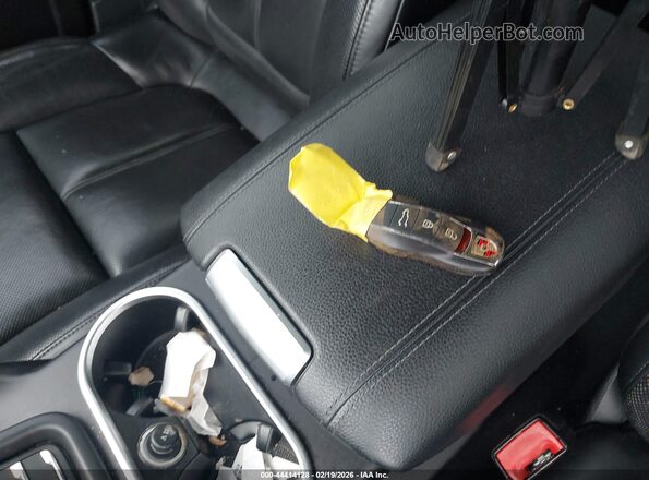 WP1AA2A22HKA84513 2017 PORSCHE CAYENNE Синий Вид панели приборов