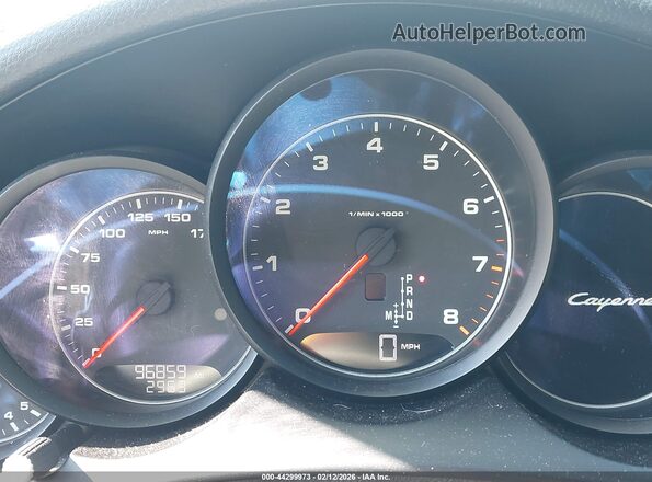 WP1AA2A26GLA08057 2016 PORSCHE CAYENNE White Widok tylnych siedzeń